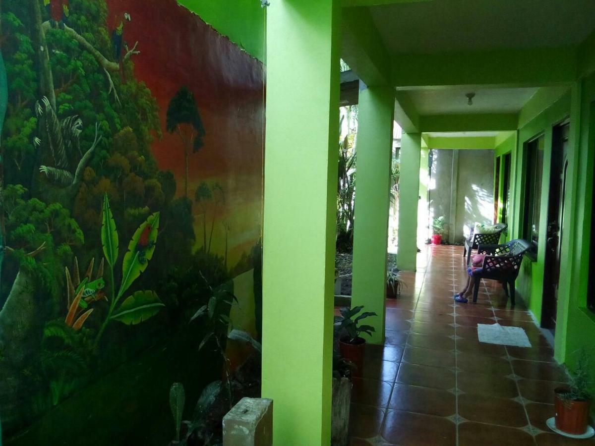 Cabinas El Muellecito Tortuguero Buitenkant foto